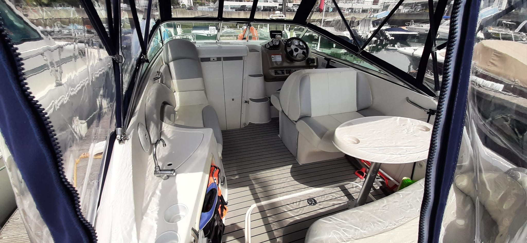 c2161133-0576-41ff-b488-a4a17a5d1651